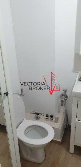 Titan, metrou apartament 2 camere decomandat, et.1, renovat complet