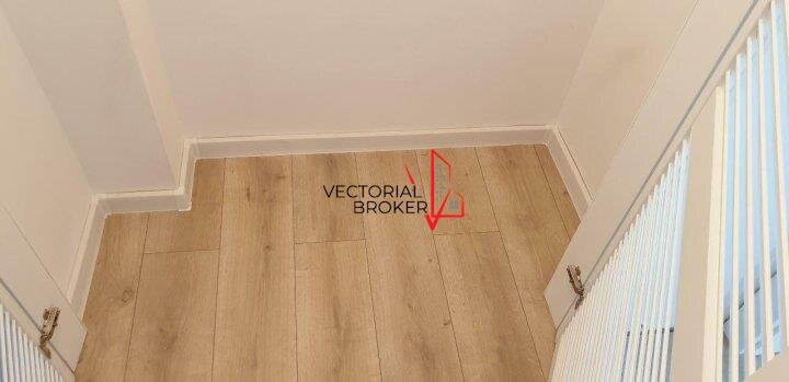 Titan, metrou apartament 2 camere decomandat, et.1, renovat complet